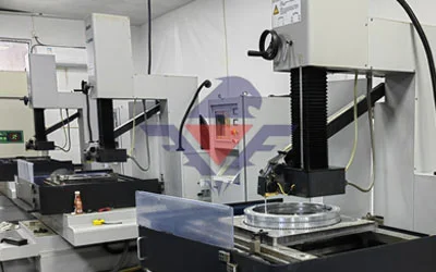 Servicios de mecanizado CNC para producción eficiente