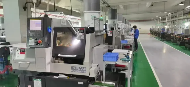 Máquinas de tornillo suizas CNC: Historia, funcionalidad y ventajas