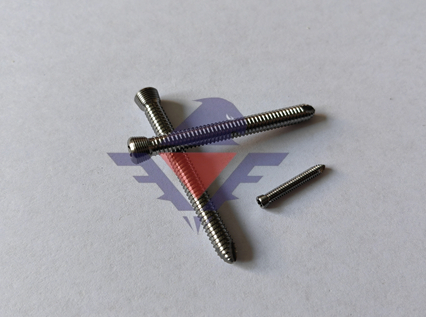 micro_machining_medical_screws.jpg