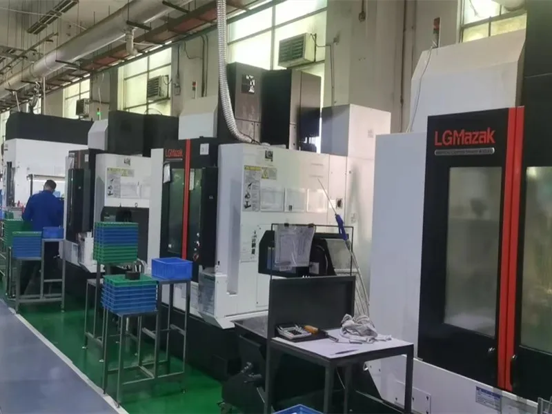 taller de mecanizado cnc por contrato.webp