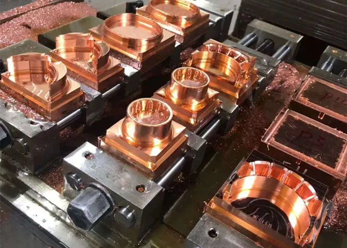 Mecanizado CNC de Cobre: Guía Completa sobre Materiales, Desafíos y Precisión