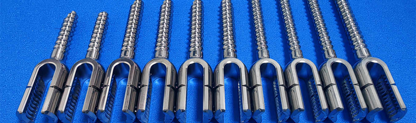 Pernos de Titanio de Grado Quirúrgico para Aplicaciones de Fijación Médica Pernos de titanio de grado quirúrgico y tornillos médicos de titanio fabricados para dispositivos médicos implantables y sistemas de fijación ortopédica