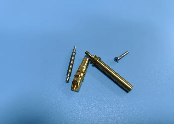 Pines de conector de precisión para vehículos eléctricos, contactos de terminales de batería y carcasas conductoras – Soluciones de ingeniería para vehículos eléctricos de alto rendimiento