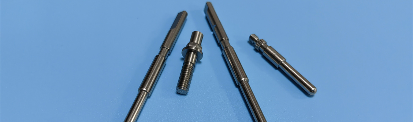 Fabricación de ejes de motor personalizados – Fabricación de precisión de ejes CNC Fabricación de ejes de motor personalizados mediante mecanizado suizo CNC para motores eléctricos de alta precisión y aplicaciones industriales